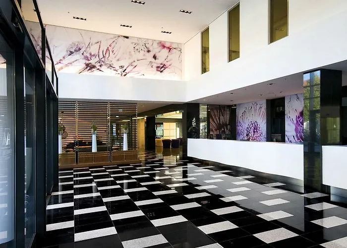 Eurostars Grand