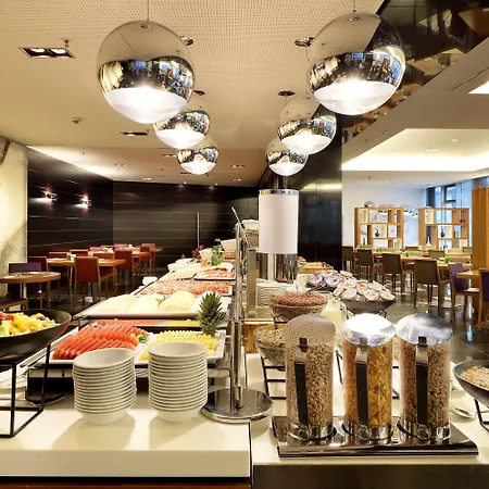 Hotell Eurostars Grand 4*