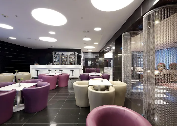 Hotel Eurostars Grand 4*