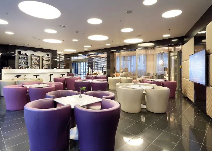 Eurostars Grand