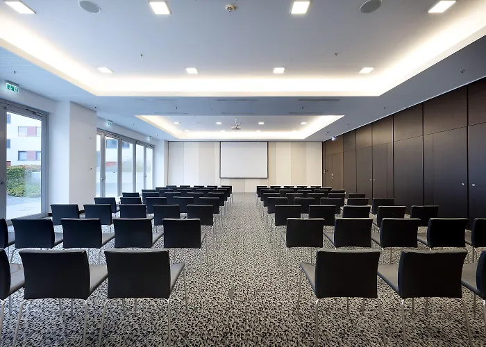 Hotel Eurostars Grand 4*