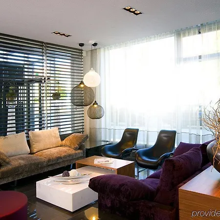 Hotel Eurostars Grand 4*